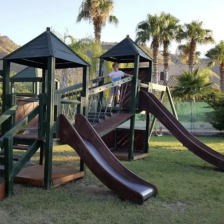 Rent 2 Weeks In Tourist-hotel Timeshare In Turis Village